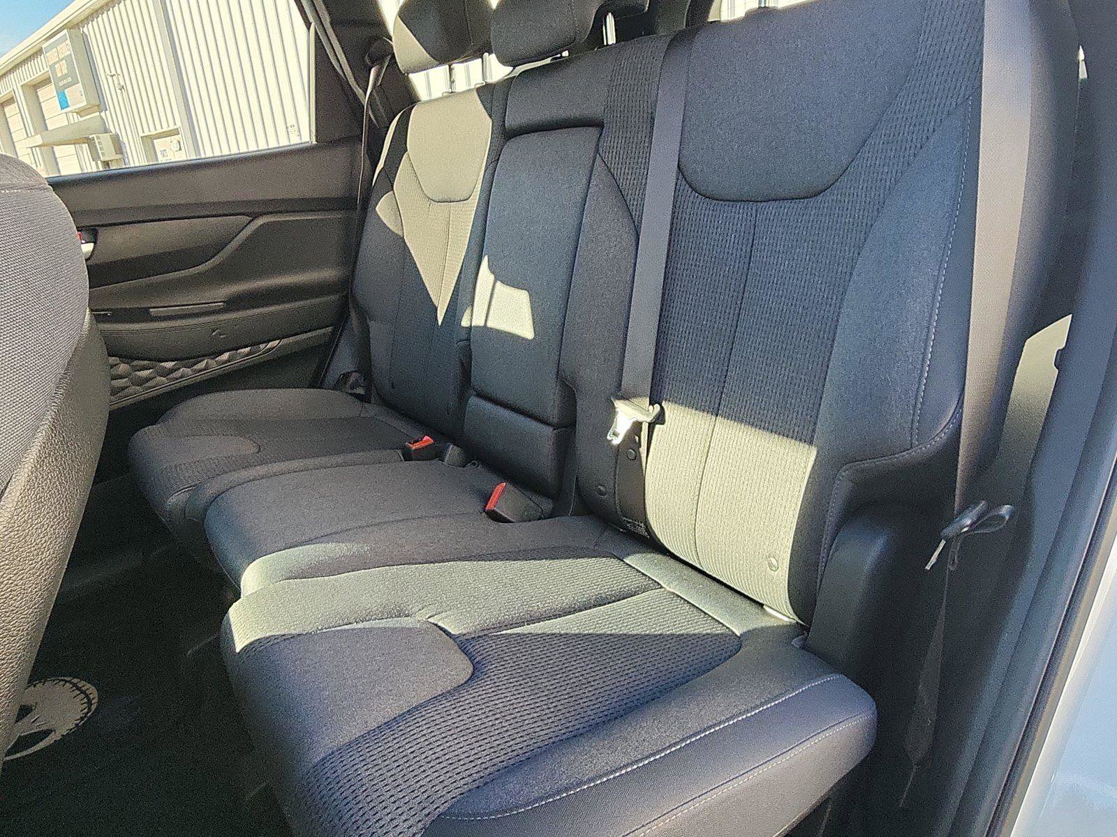 Used 2023 Hyundai Santa Fe SEL image 22