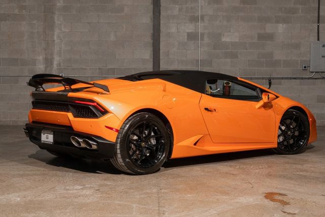 Used 2019 Lamborghini Huracan LP 580-2 image 40