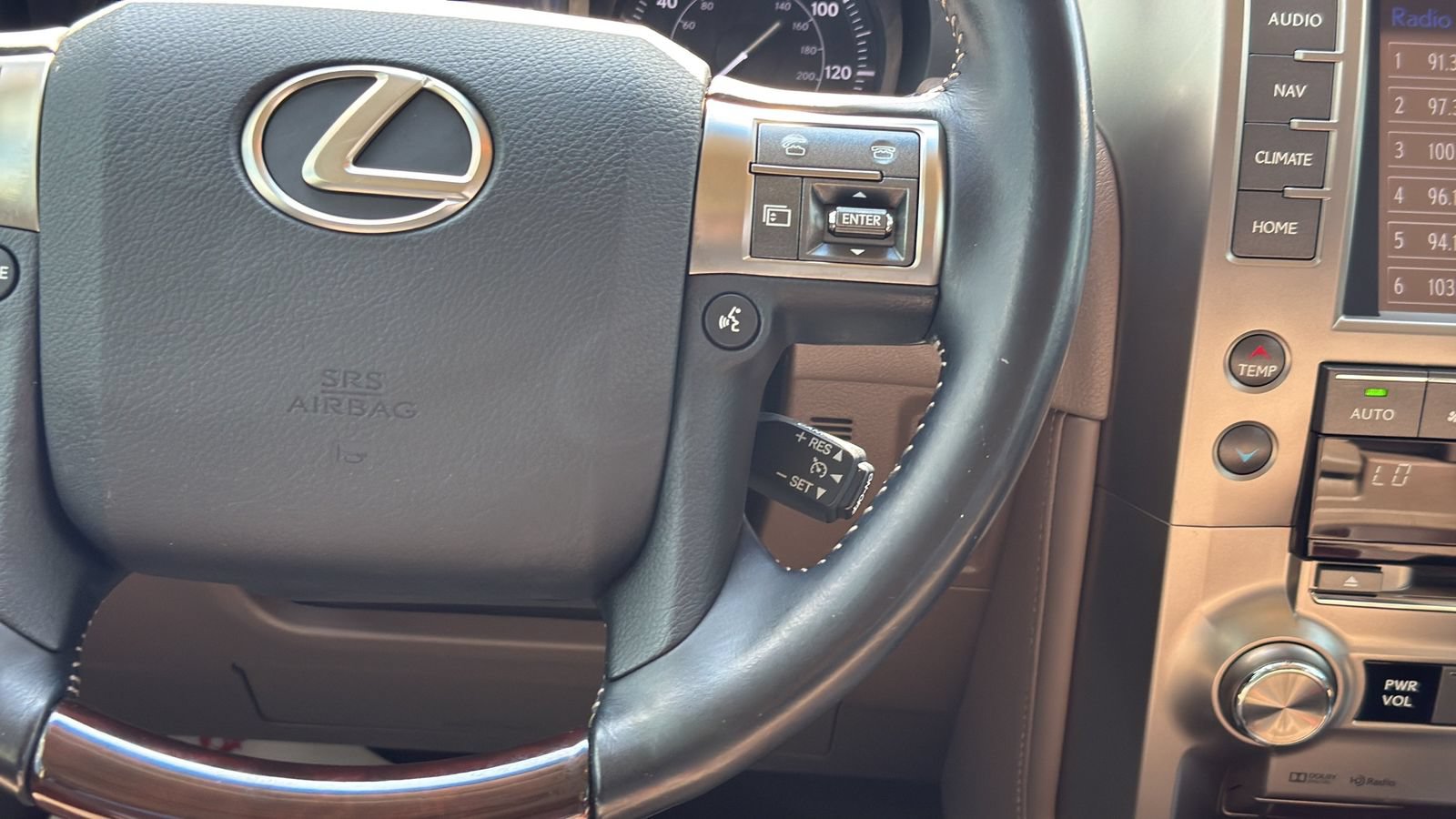 Used 2019 Lexus GX 460 Premium AWD/4WD image 15