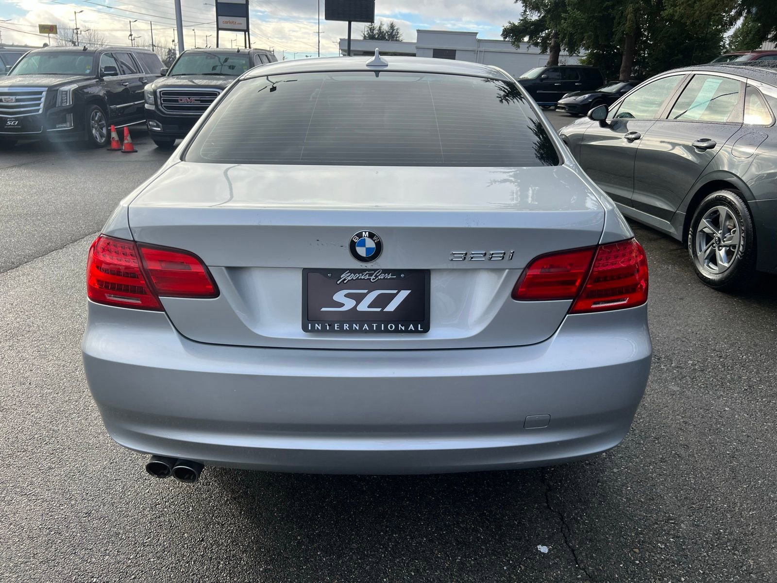 Used 2011 BMW 328i xDrive Coupe image 5