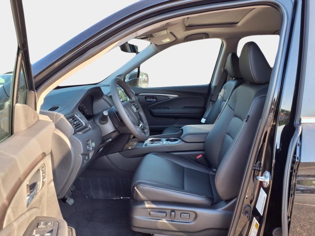 New 2025 Honda Ridgeline RTL image 13