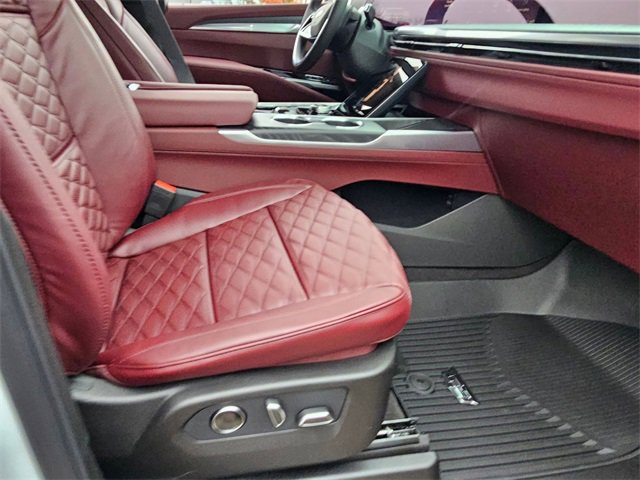 New 2026 Cadillac Escalade Luxury w/ Touring Package image 22