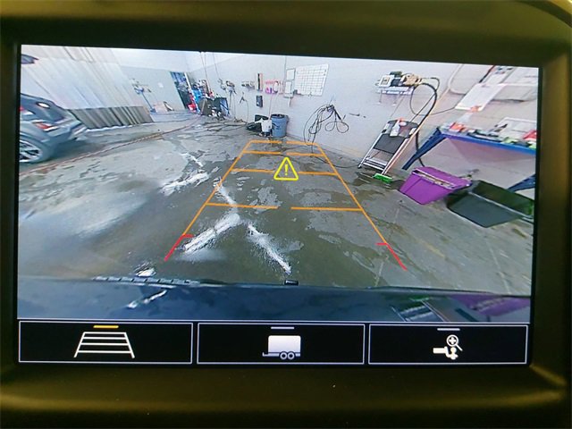 Used 2020 Chevrolet Silverado 1500 High Country image 23