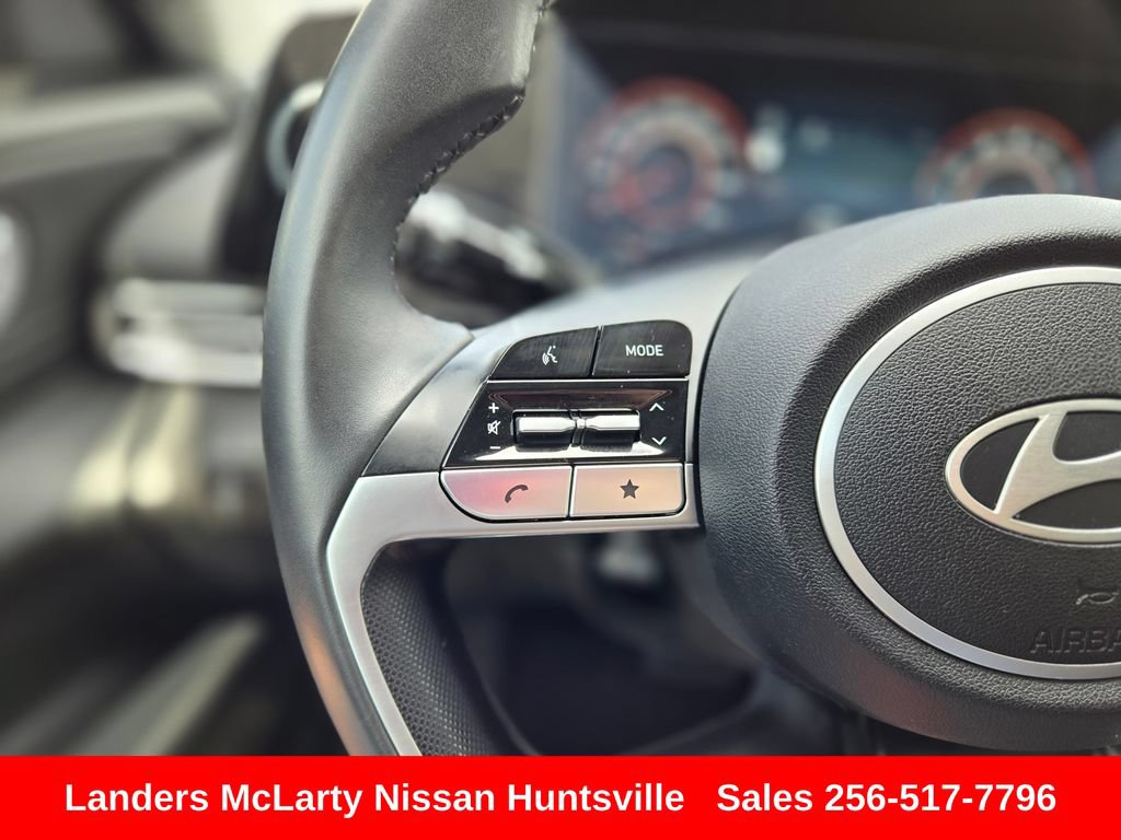Used 2024 Hyundai Elantra Limited FWD image 26
