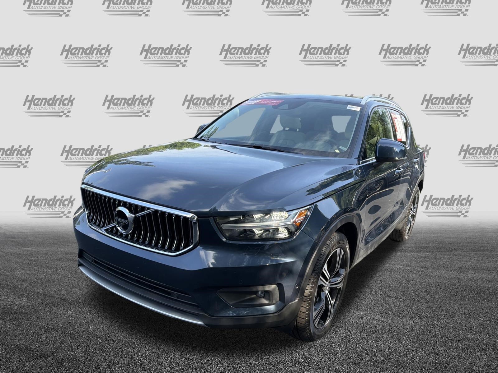 Certified 2022 Volvo XC40 T5 Inscription w/ Advanced Package AWD/4WD image 5