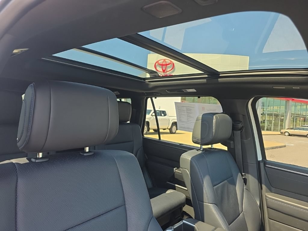 Certified 2025 Toyota Sequoia Platinum AWD/4WD image 10