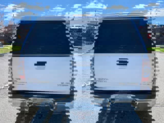 Used 2010 Toyota Tacoma 4x4 Double Cab image 5