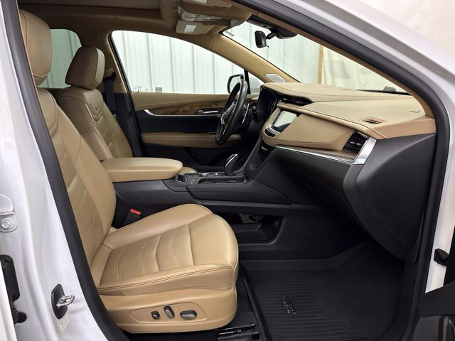 Used 2021 Cadillac XT5 Sportv w/ Platinum Package AWD/4WD image 26