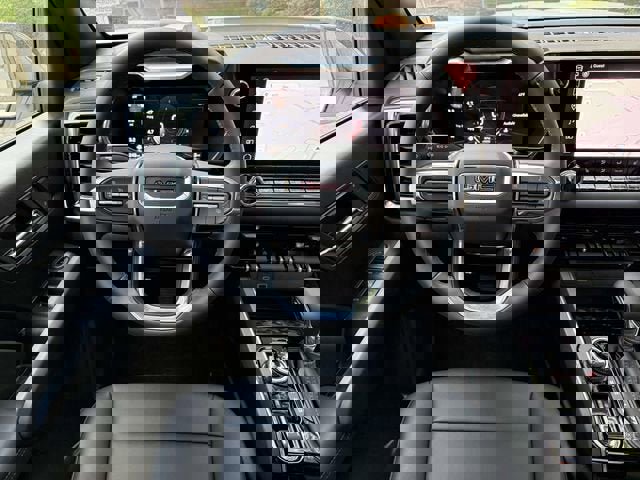 New 2026 GMC Canyon Elevation w/ Convenience Package image 11