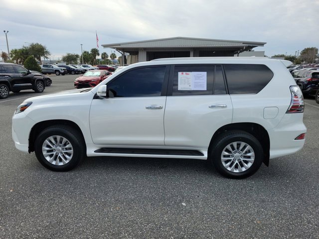 Used 2022 Lexus GX 460 Premium w/ Premium Package image 13