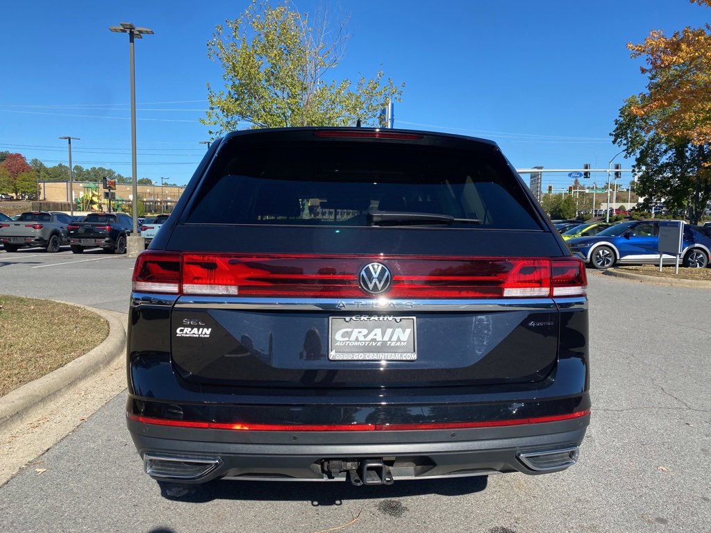 Used 2025 Volkswagen Atlas SEL image 6
