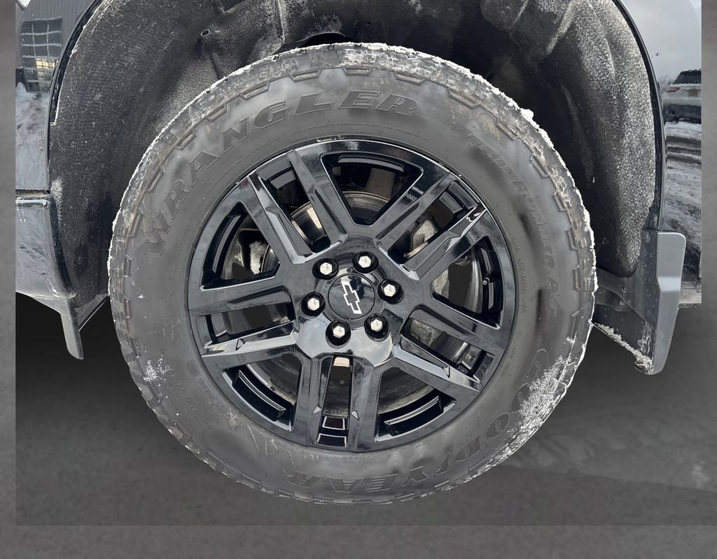 Used 2024 Chevrolet Silverado 1500 RST w/ Z71 Off-Road Package image 11