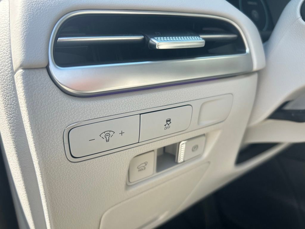 Used 2023 Hyundai Palisade Calligraphy image 50