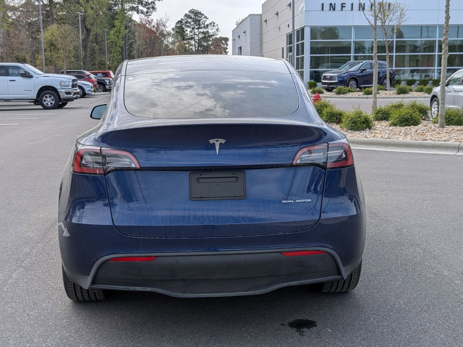 Used 2023 Tesla Model Y Long Range image 4