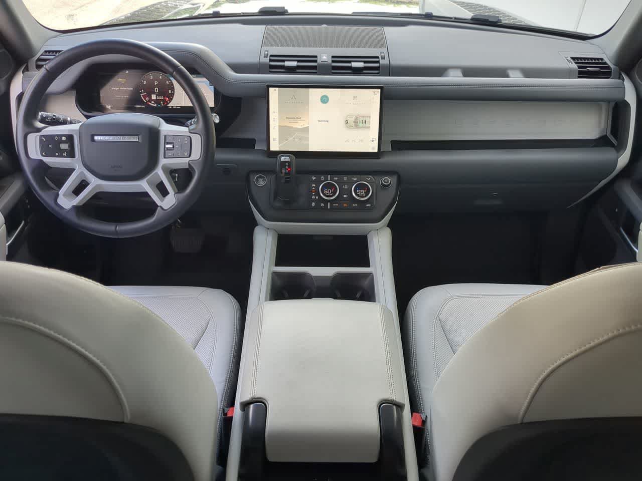 Certified 2025 Land Rover Defender 110 X-Dynamic SE AWD/4WD image 15
