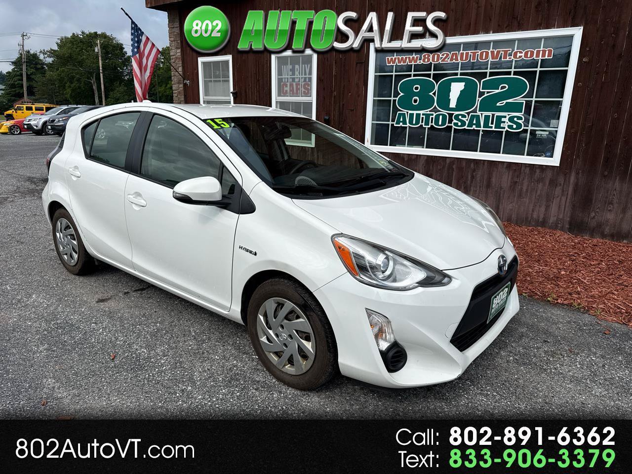 Used 2015 Toyota Prius C One FWD image 1