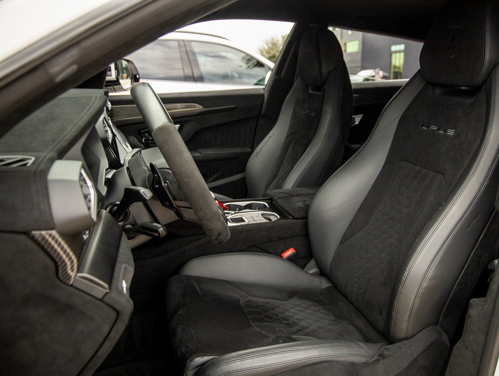 Used 2024 Lamborghini Urus Performante image 27