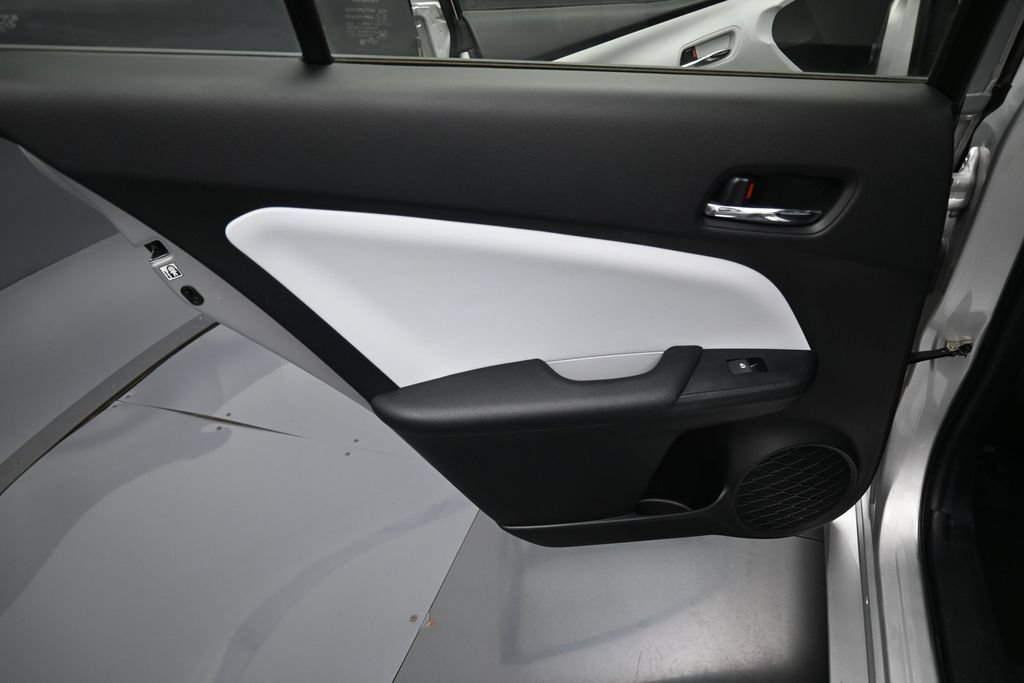 Certified 2018 Toyota Prius Four w/ Advanced Technology Package FWD image 30