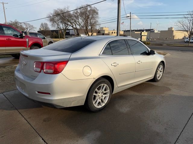Used 2015 Chevrolet Malibu LT image 7