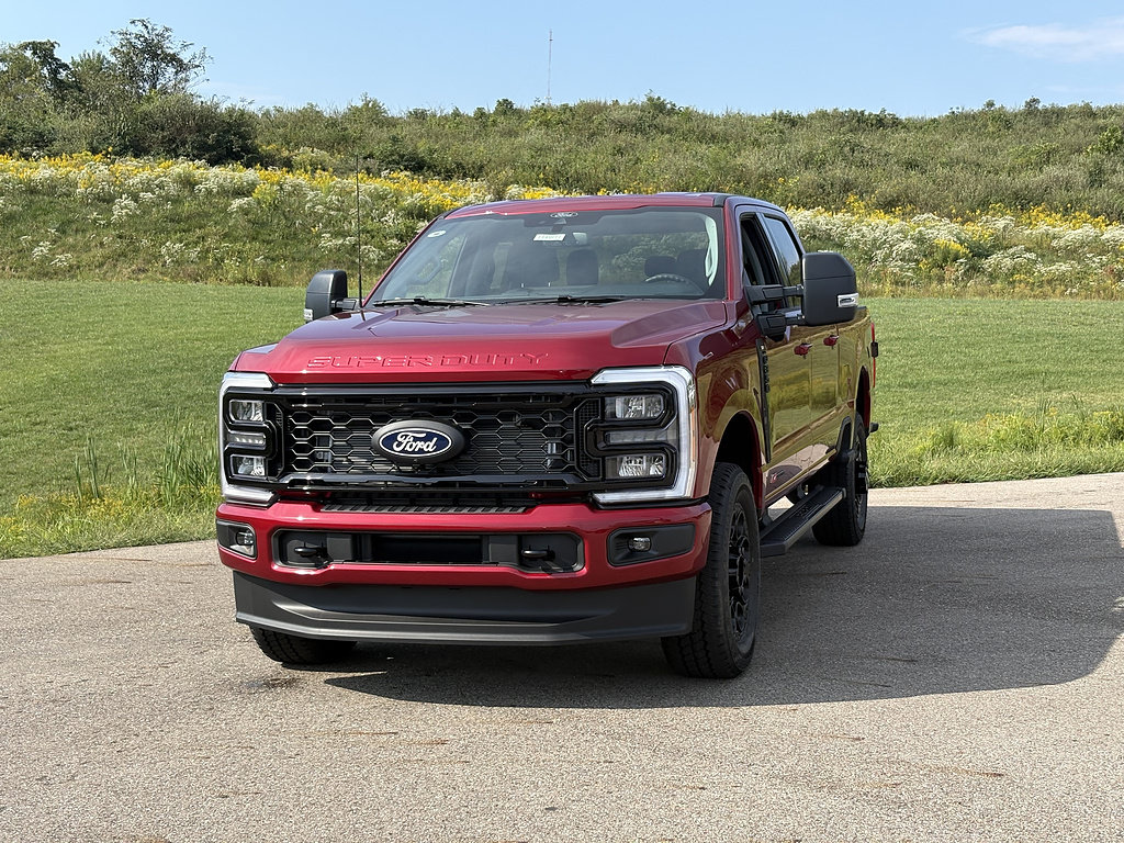 New 2027 Ford F350 XLT w/ XLT Premium Package