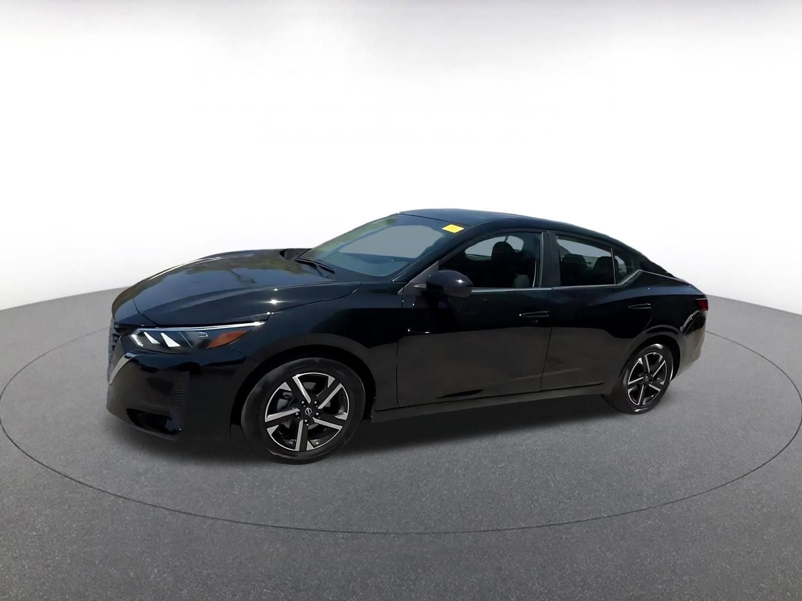Used 2025 Nissan Sentra SV FWD image 8