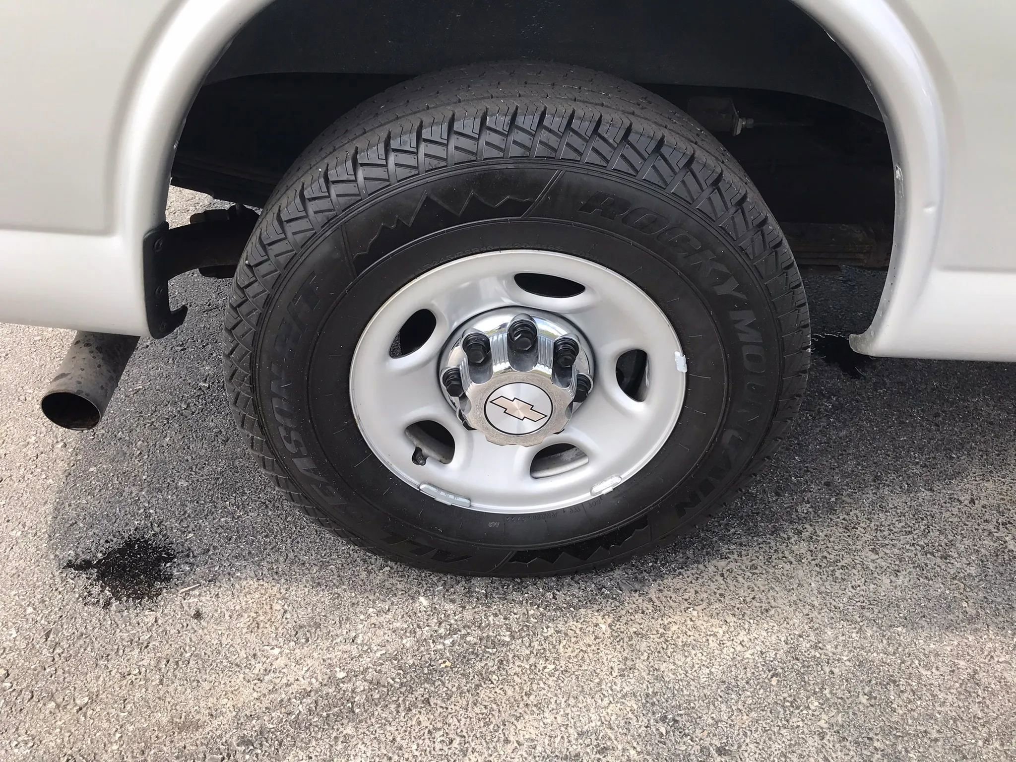 Used 2017 Chevrolet Express 3500 LT w/ LT Preferred Equipment Group image 33