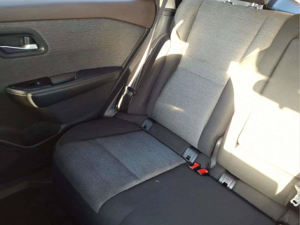 Used 2023 Nissan Rogue SV FWD image 16