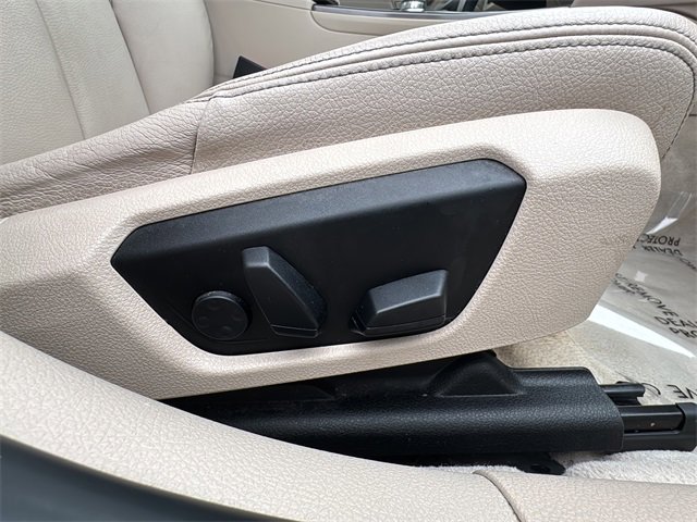 Used 2013 BMW 328i xDrive Sedan image 11