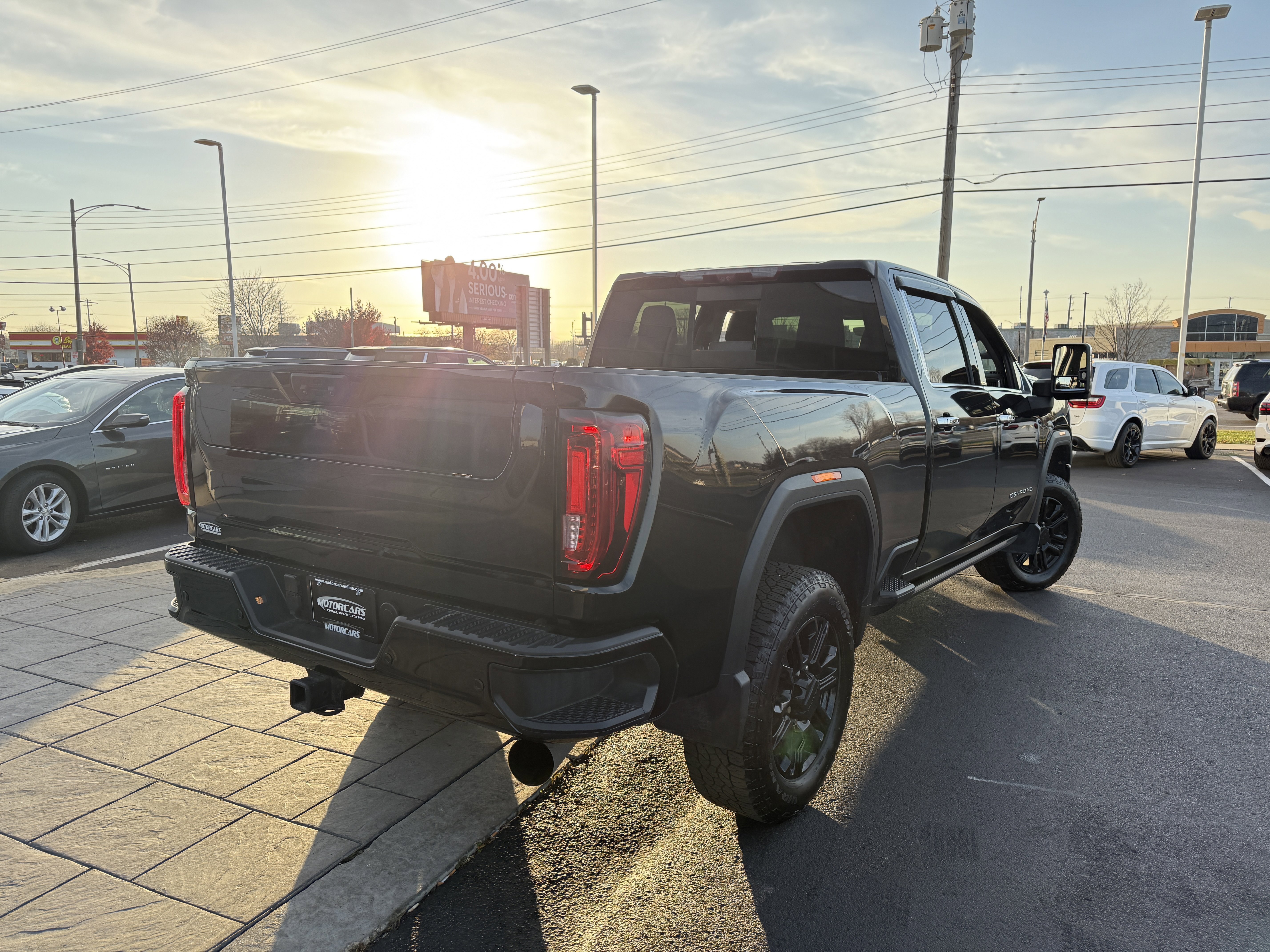 Used 2021 GMC Sierra 2500 Denali w/ Denali Black Diamond Edition image 6