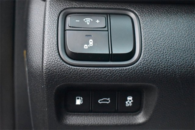 Used 2018 Kia Optima LX image 19