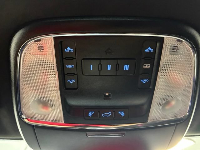 Used 2020 Jeep Grand Cherokee SRT AWD/4WD image 21