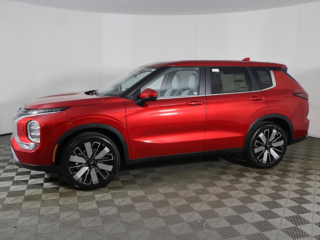 New 2025 Mitsubishi Outlander SE image 20
