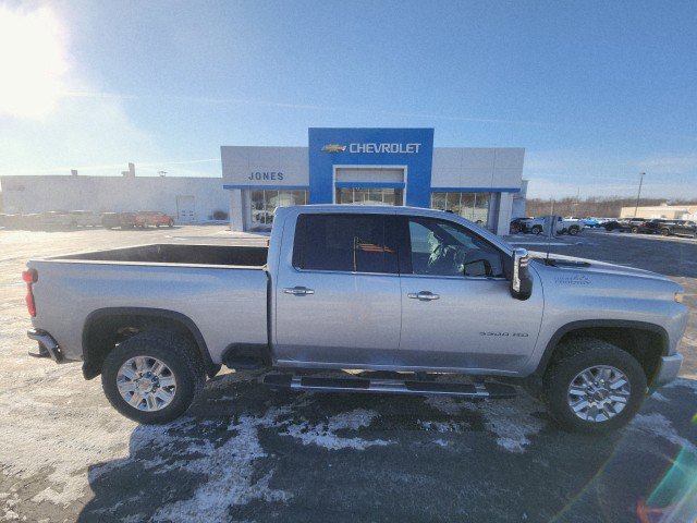 Used 2023 Chevrolet Silverado 3500 High Country w/ Z71 Off-Road Package image 6