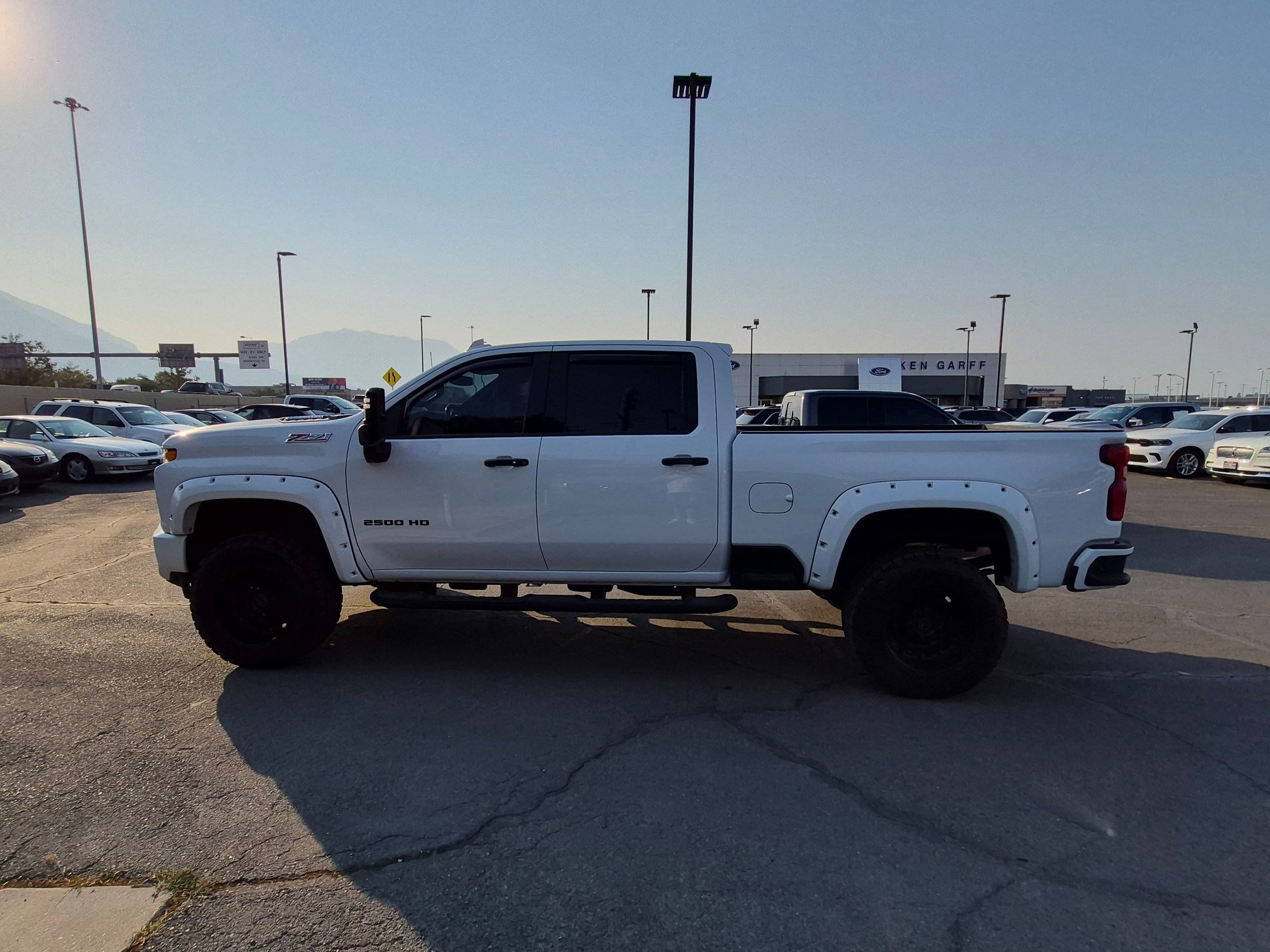 Used 2021 Chevrolet Silverado 2500 LTZ w/ LTZ Plus Package AWD/4WD image 9