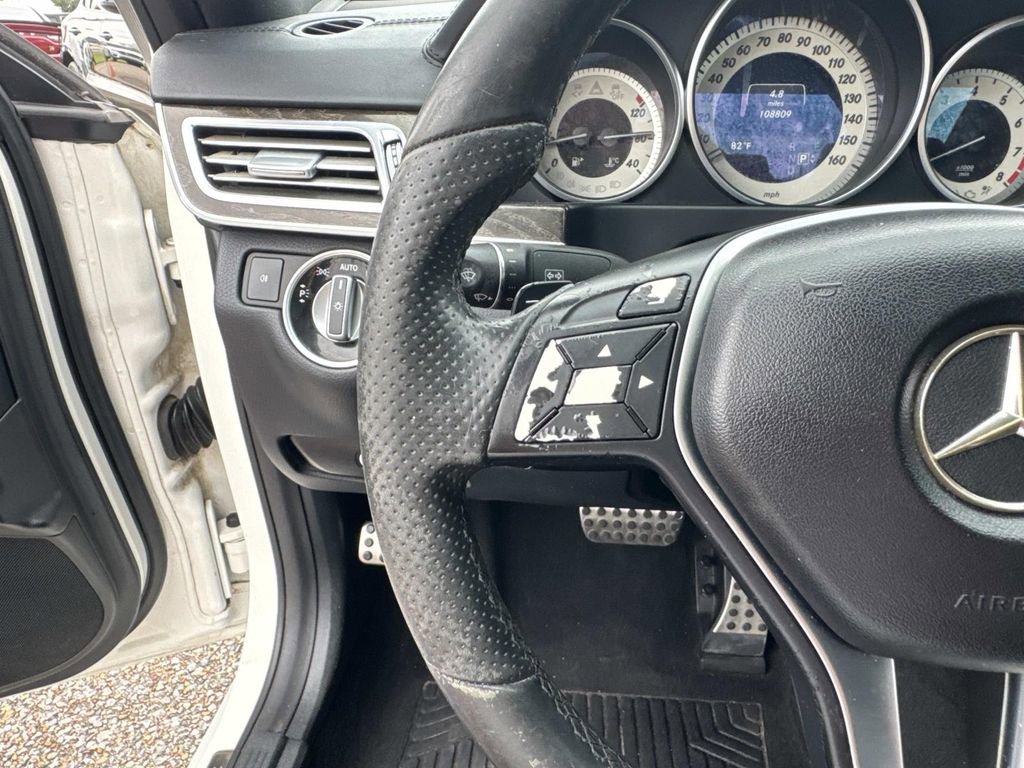 Used 2016 Mercedes-Benz E 400 Sedan image 23