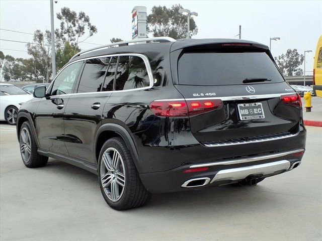 Used 2025 Mercedes-Benz GLS 450 4MATIC image 21