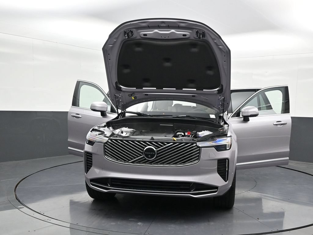 New 2026 Volvo XC90 B6 Plus w/ Protection Package Premier AWD/4WD image 34