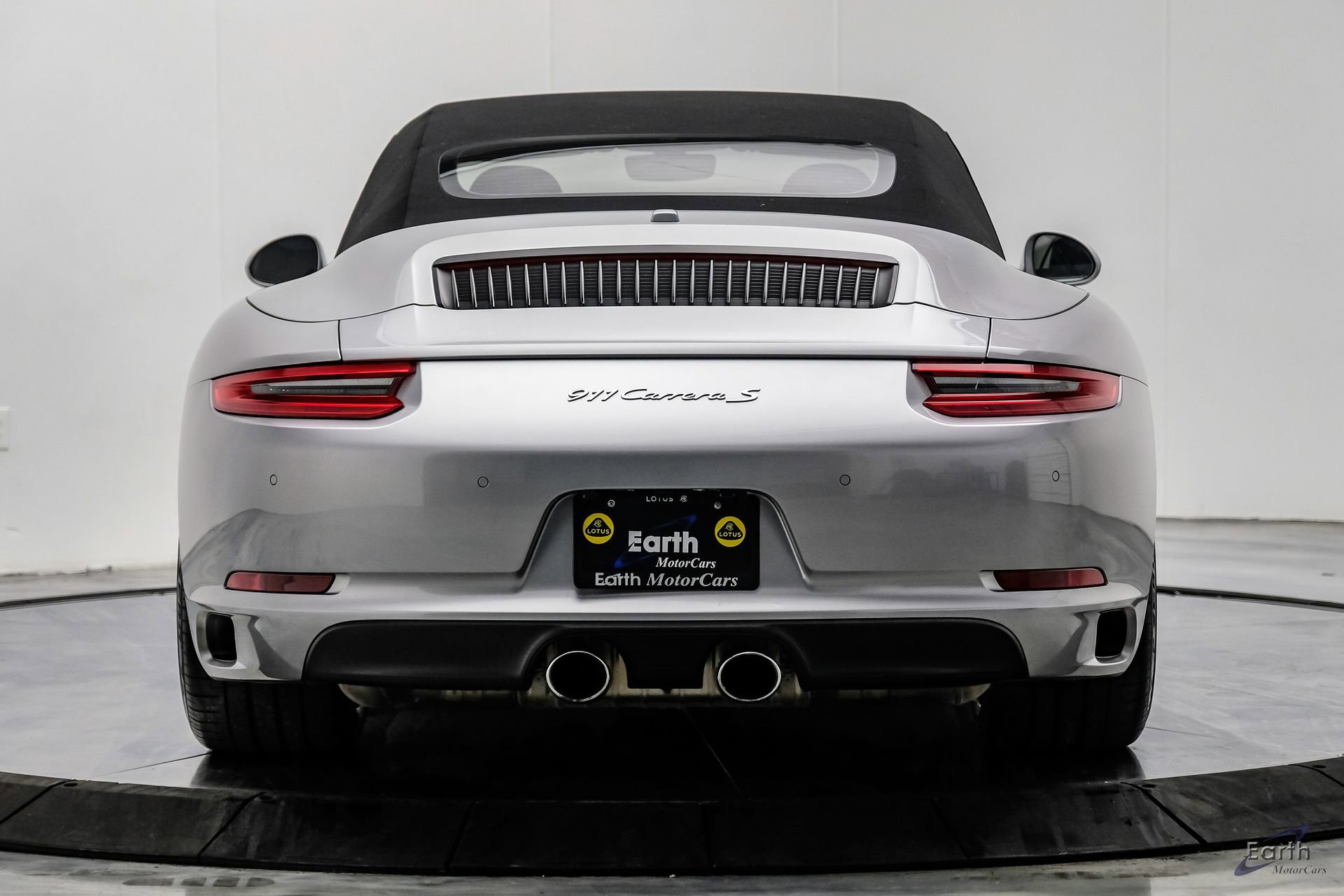 Used 2019 Porsche 911 Carrera S RWD image 16
