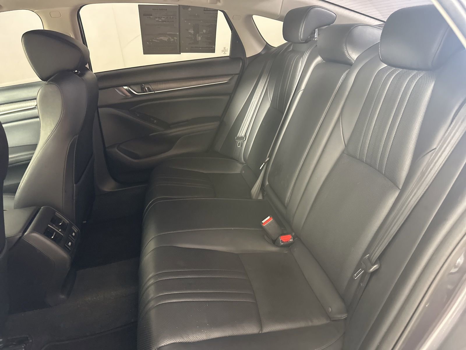 Used 2021 Honda Accord Touring image 12