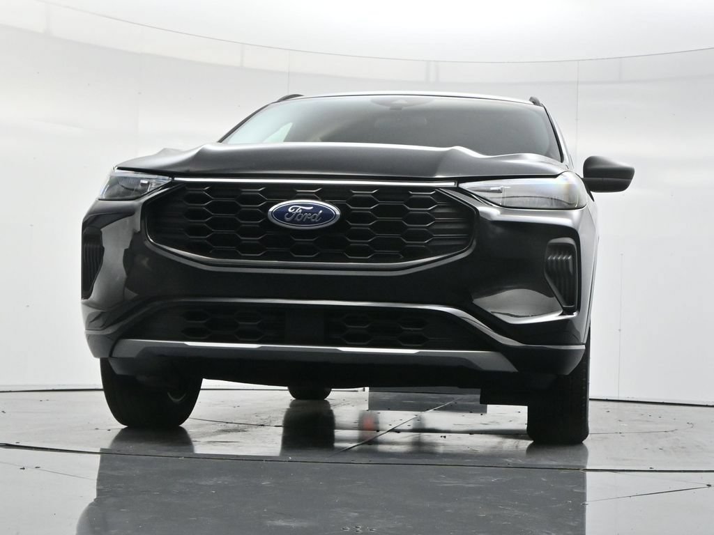Used 2024 Ford Escape ST-Line w/ Tech Pack #1 AWD/4WD image 45