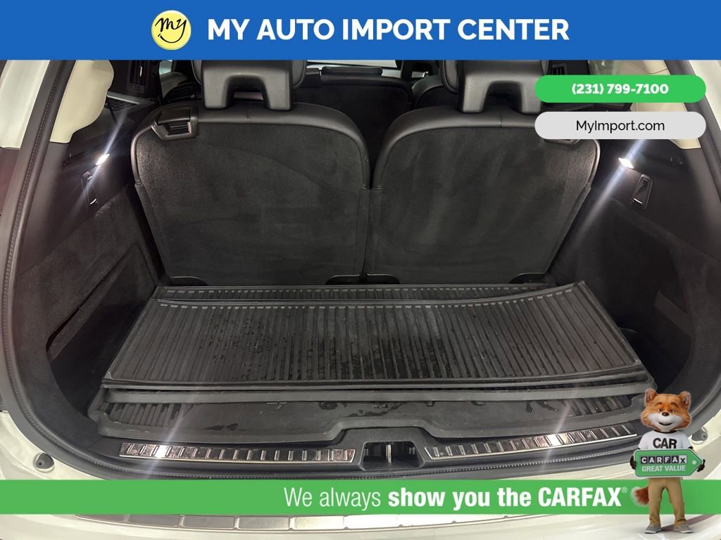 Used 2017 Volvo XC90 T6 Momentum w/ Momentum Plus Package image 29