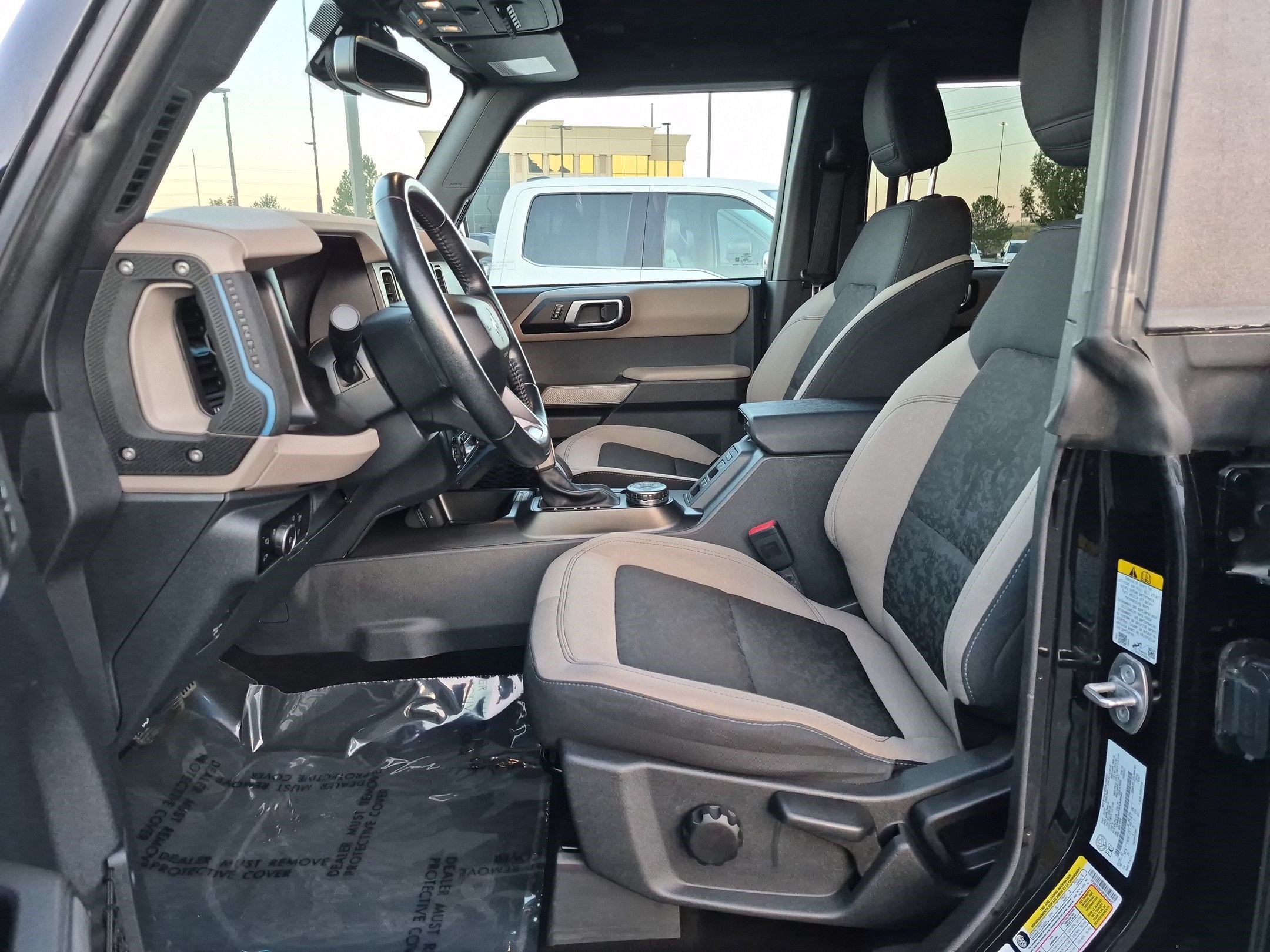 Used 2023 Ford Bronco Wildtrak AWD/4WD image 17