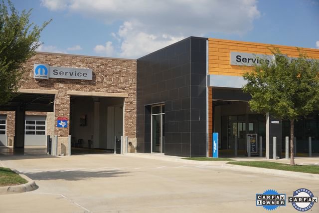 Used 2024 Chevrolet Malibu LT image 34