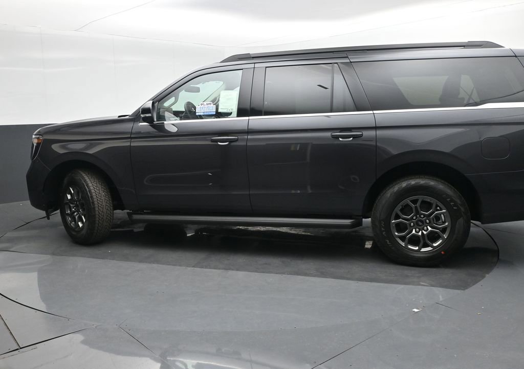 New 2026 Ford Expedition Max Active AWD/4WD image 3