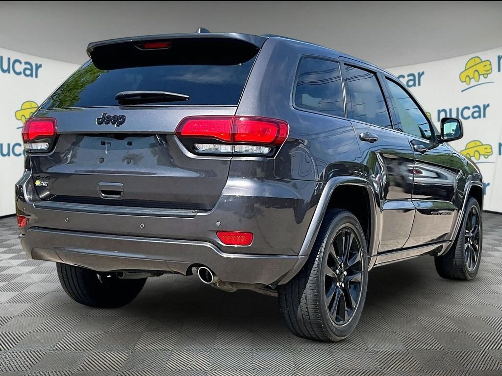 Used 2020 Jeep Grand Cherokee Altitude AWD/4WD image 6