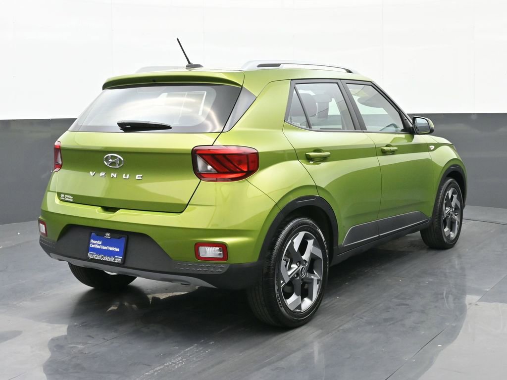 Certified 2024 Hyundai Venue SEL image 4
