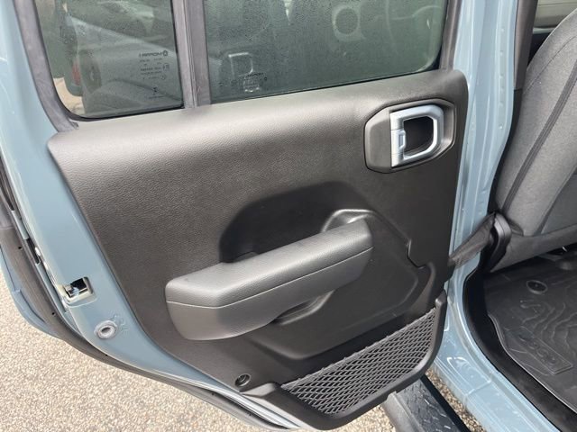 Used 2025 Jeep Wrangler Sport image 11