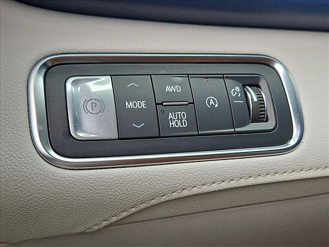 Certified 2025 Buick Enclave Avenir w/ Super Cruise Package AWD/4WD image 17