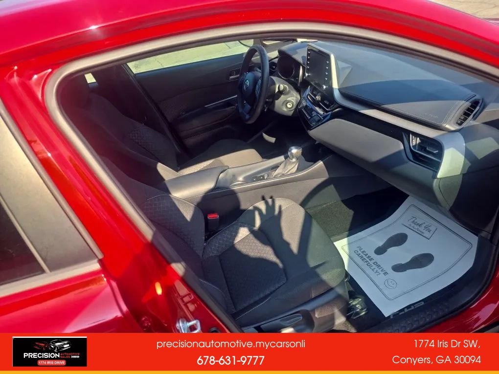 Used 2020 Toyota C-HR LE FWD image 10