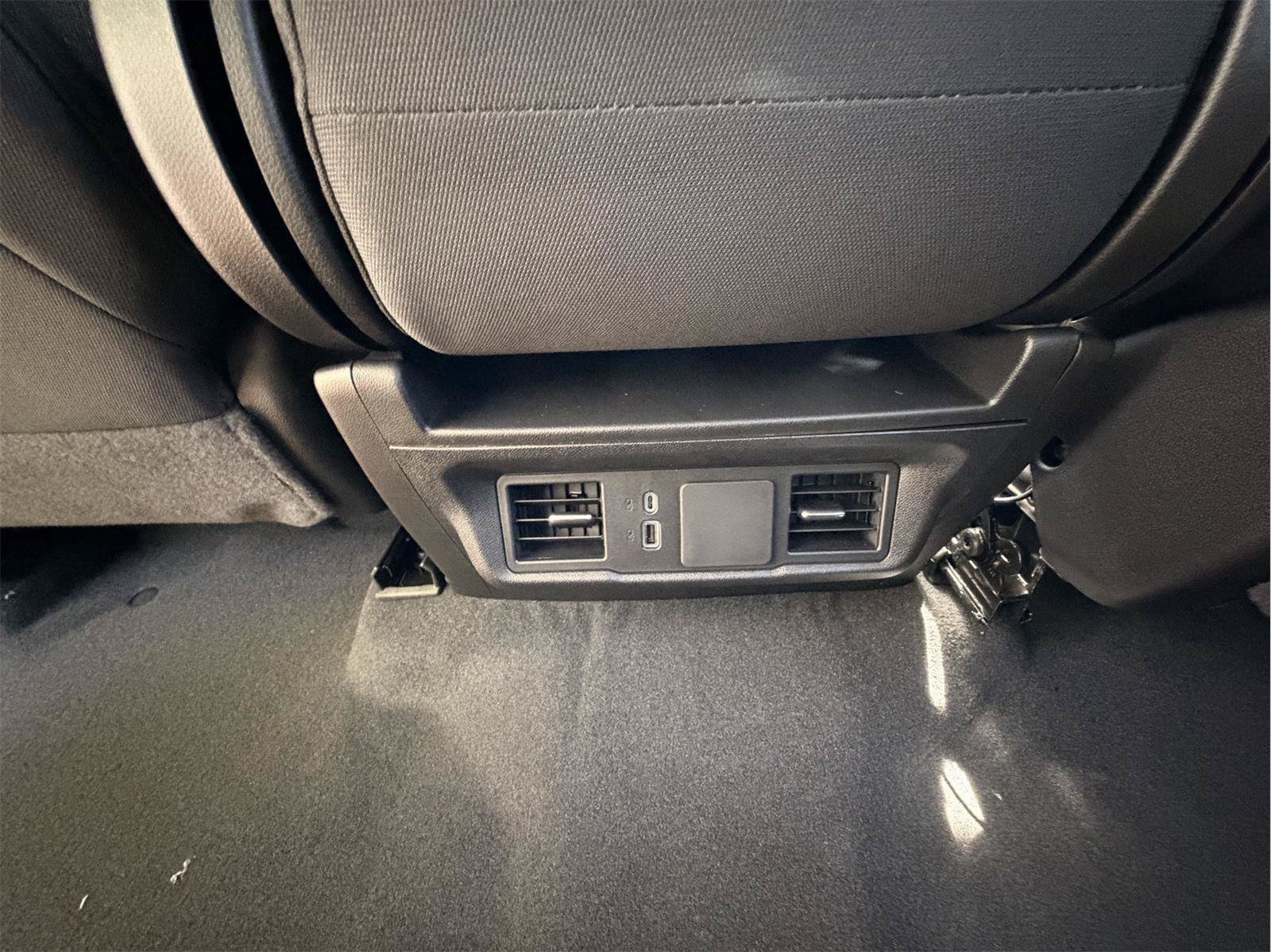 New 2026 Chevrolet Silverado 1500 Custom w/ LPO, Dark Essentials Package AWD/4WD image 23